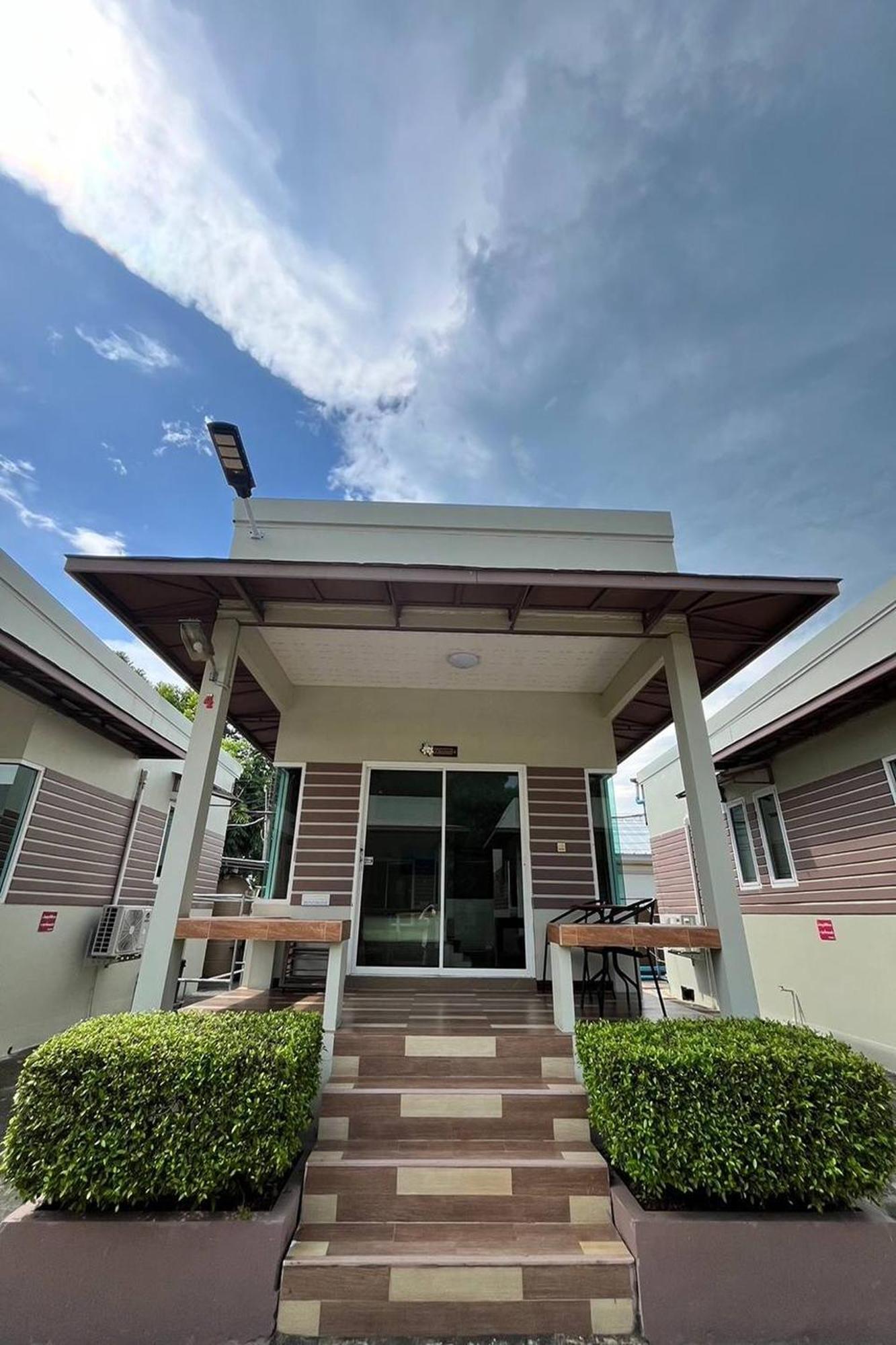 Pleai Ta Lea Resort Chao Lao Beach Exterior photo